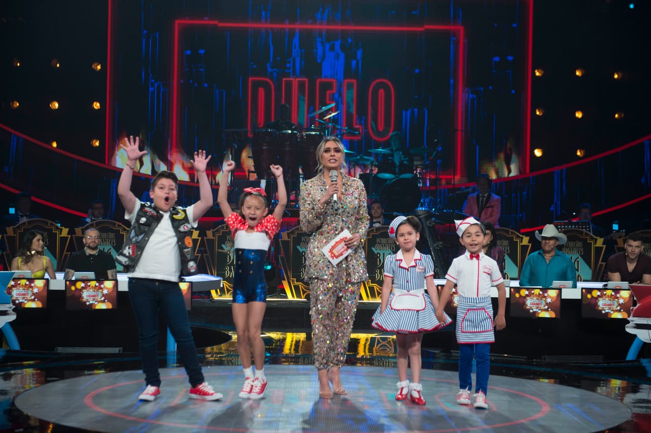 Mientras que Aramis y Jazlyn se enfrentaron en el reto de baile a Luisangeli y Dieguito, quienes lucieron adorables en el escenario.