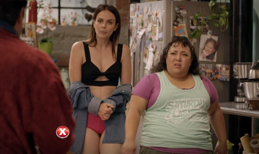 En la tercera temporada Laura Carmine fue 'Martina', una organizadora de eventos que durmió con 'Paco' tras planear los XV años de 'Toña'.