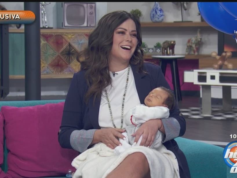 Días antes lució cuerpazo en sus primeras apariciones en televisión nacional tras el nacimiento de su hijo, la conductora se presentó en Cuéntamelo Ya! y en Hoy, donde dejó ver su nueva silueta.