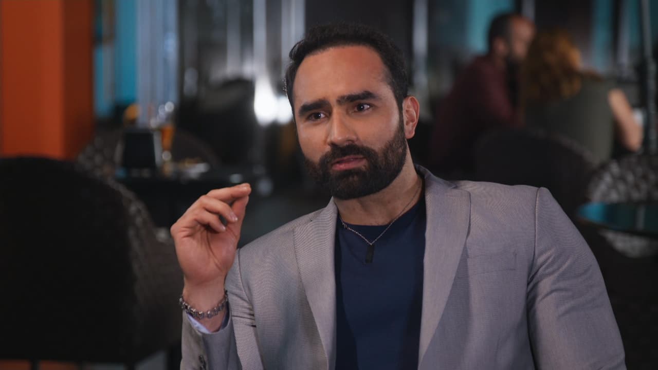 'William', por su parte, es el personaje del actor Marcos Montero, quien además ha formado parte de distintas telenovelas, como 'Quererlo Todo' y 'Mi marido tiene más familia', entre tantas otras.