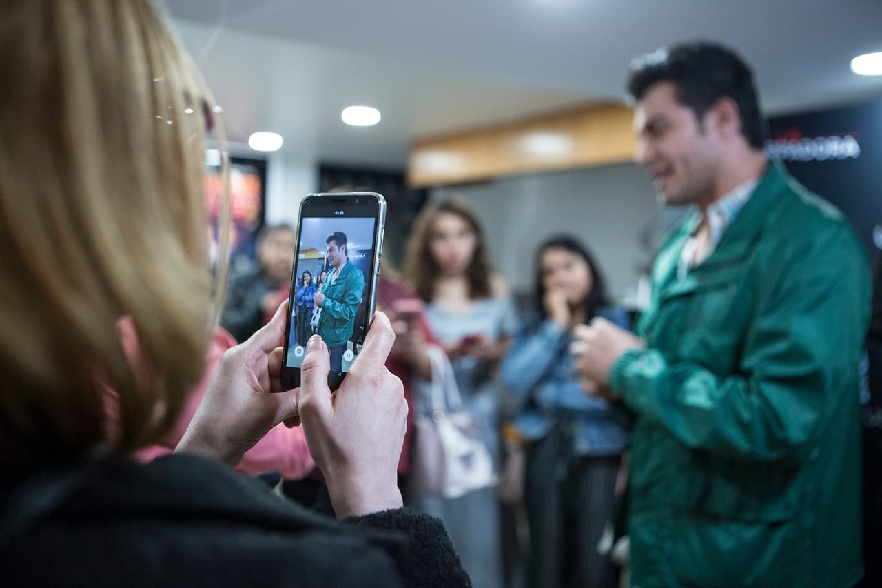 Andrés Palacios convivió con cada una de sus fans.