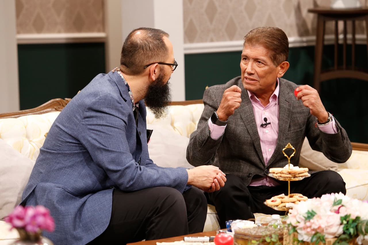 En entrevista con Álvaro Cueva para 'El Show de las TLNovelas', el productor Juan Osorio aseguró que el sello primordial de sus telenovelas es hablar sobre la familia.