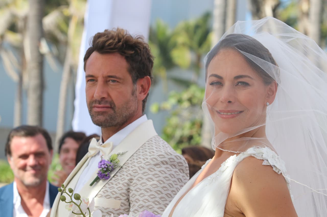 Tanto 'Nico' como 'Victoria' lucieron radiantes con sus atuendos para la boda.