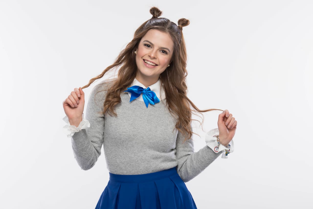 ¿Cuáles son tus pasatiempos?Bailar, hacer ejercicio, escribir y leer.