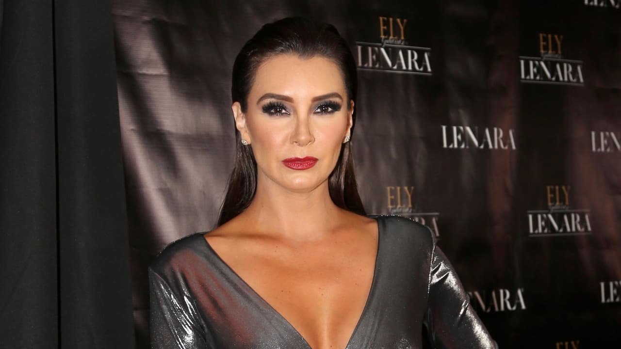 Elizabeth Gutiérrez estalla contra conductor tras pedirle que supere a William Levy