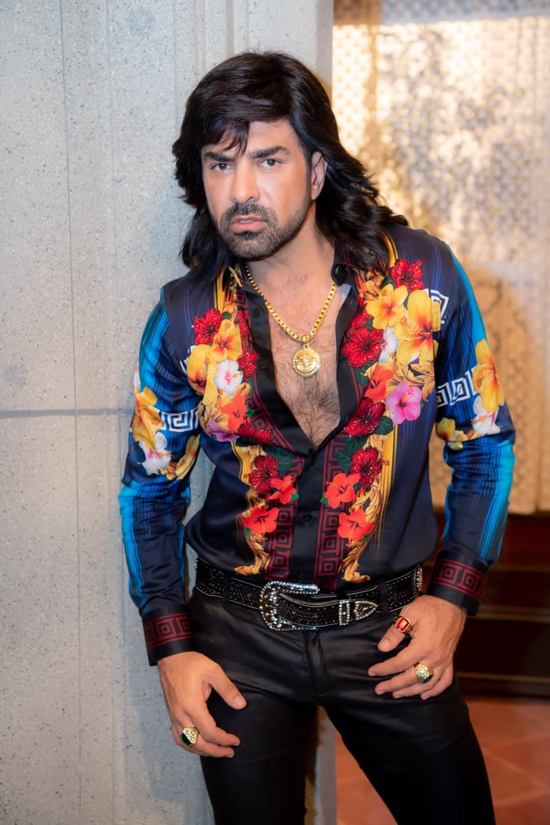 'Albertano Santa Cruz' (Ariel Miramontes) será el protagonista de este spin-off, quien será perseguido por una bruja y una empresaria porque él tiene el ingrediente faltante para que éstas puedan obtener juventud eterna.