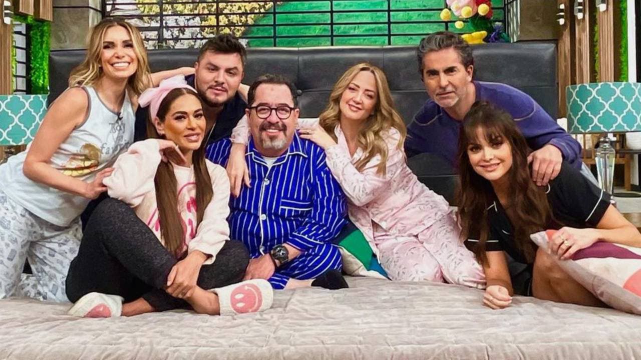 Conductor de Hoy se convierte en papá y presenta a su bebé con tiernas fotos