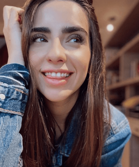 ¿Qué te gusta y qué no te gusta comer? “Me gusta probar cosas nuevas y algo que no me gusta la cebolla, la odio con todo mi ser”.
