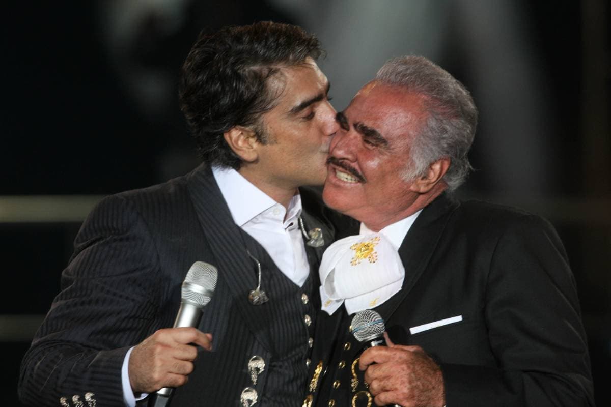 Resurge promesa que Alejandro Fernández le hizo a Vicente Fernández y estremece a fans