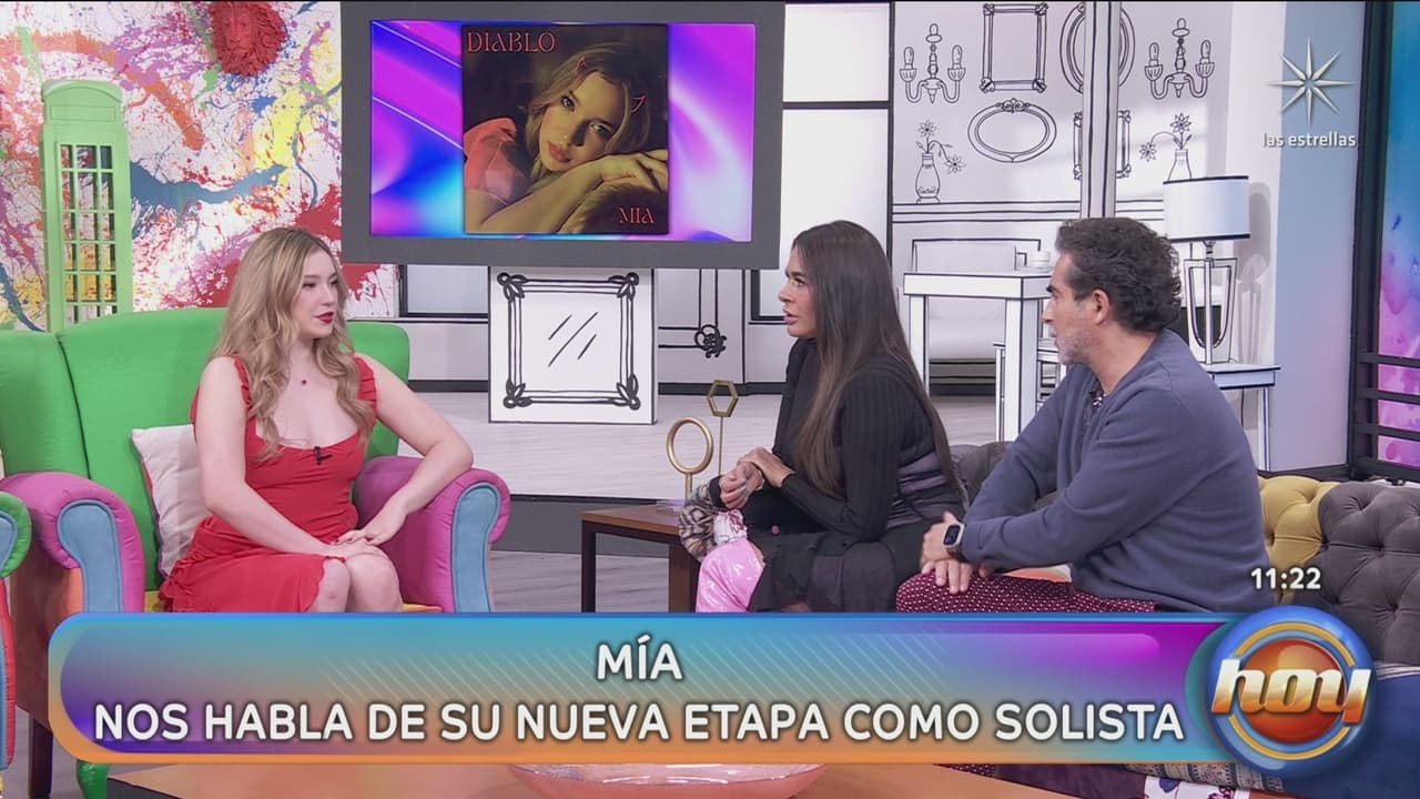 Mía Rubín reveló en 'Hoy' que dejará de usar el apellido de sus papás.