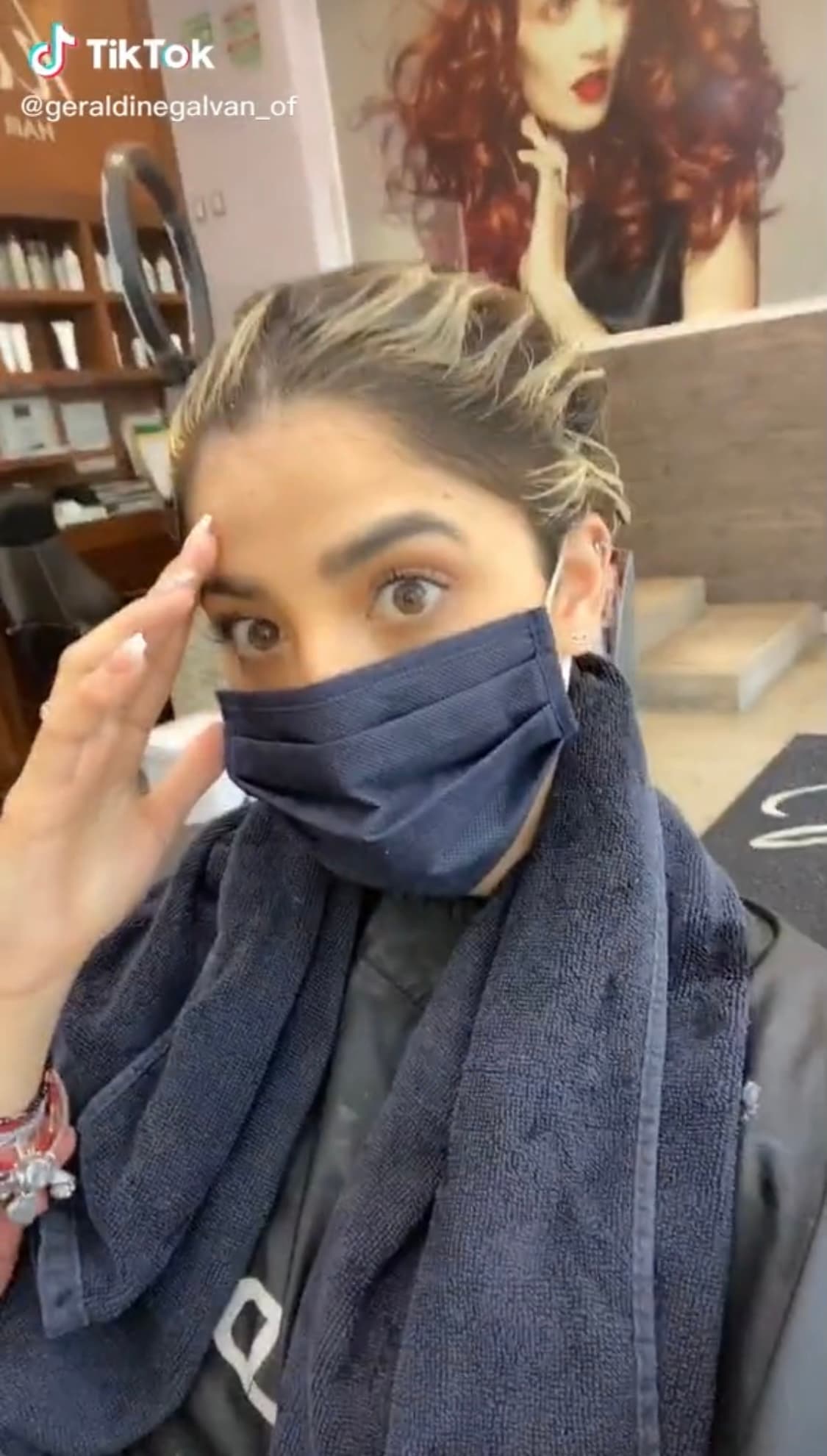 “Cuando una mujer decide cambiar su look de cabello... PREPÁRENSE porque cambiará aún cosas más grandes”, escribió al pie de la imagen, que hasta ahora registra poco más de 50 mil ‘me gusta’.