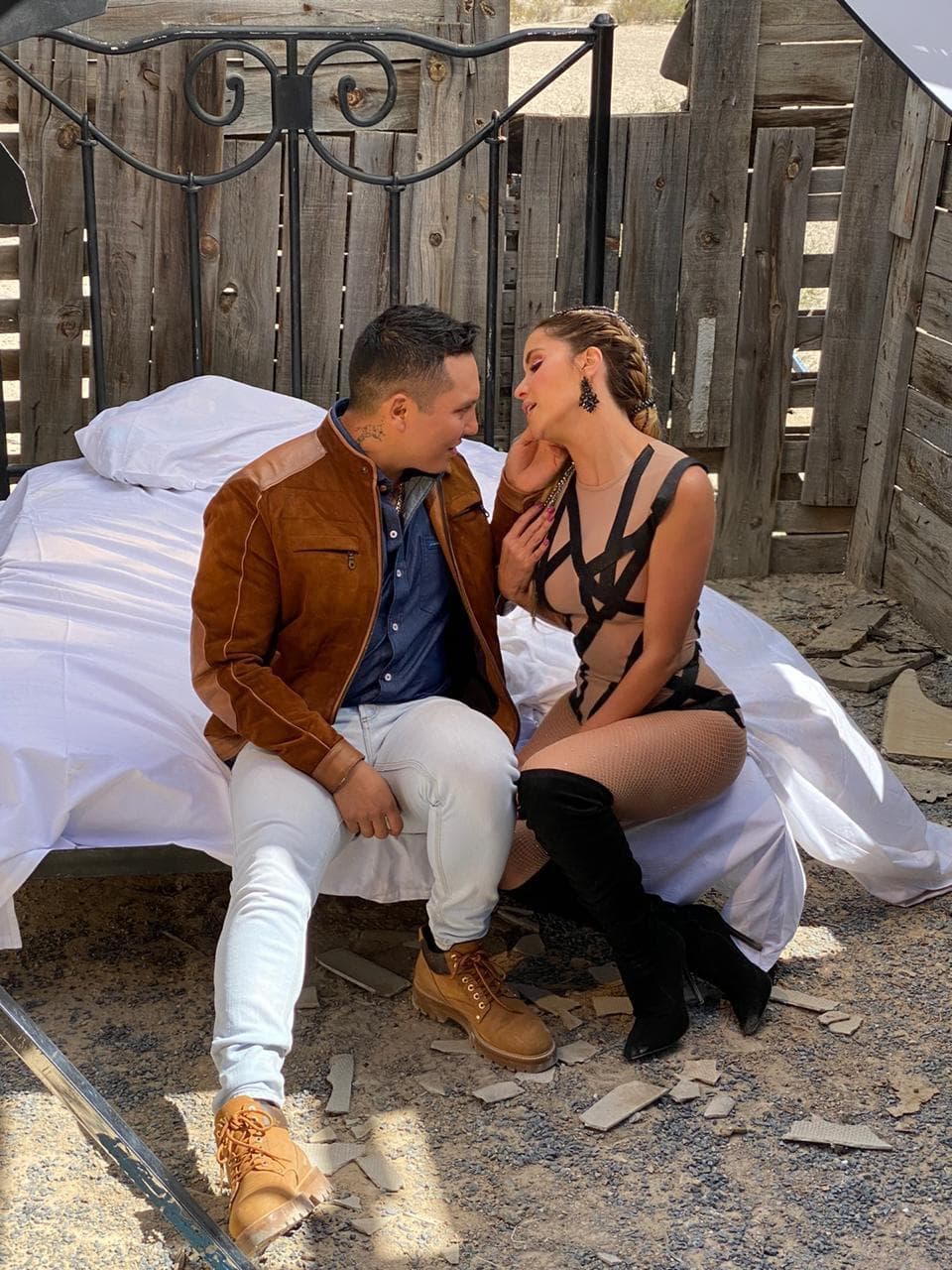 Entre los atuendos que usará Andrea se encuentra uno de la diseñadora Vero Solis, aunque en sus redes sociales no compartió cuál fue el atuendo que eligió.