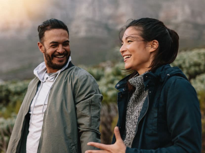 Acuario. La comunicación es fundamental para ti, así que disfrutas tener charlas respetuosas y sinceras con tu pareja.