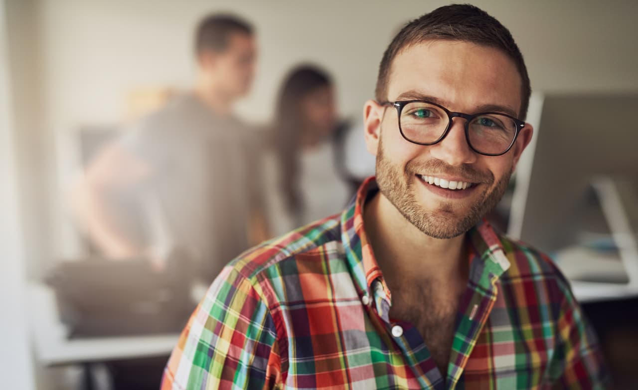 Aprende a conquistar al encantador y optimista hombre Sagitario