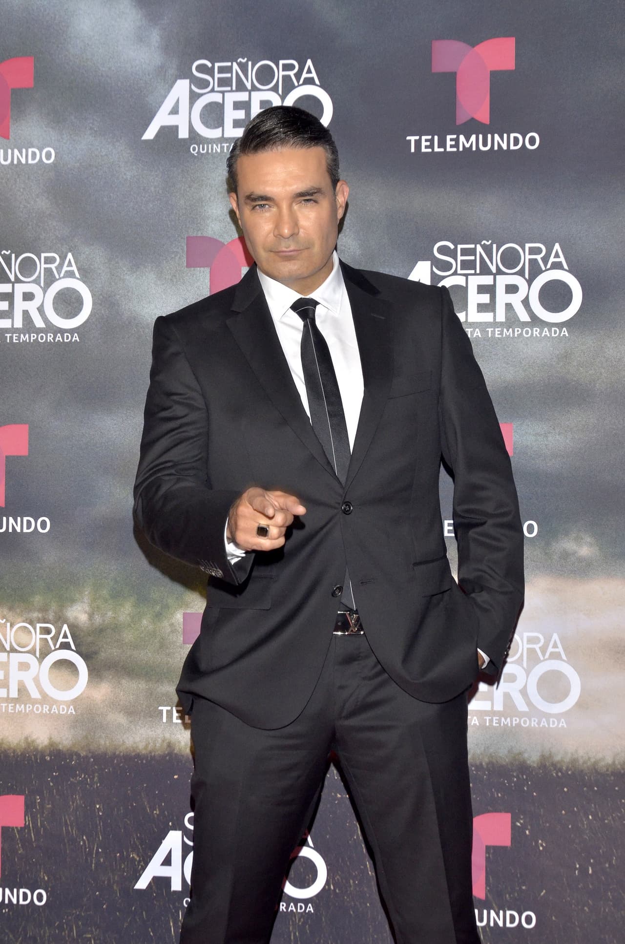 Mauricio Islas planea abrir clínica de ayuda emocional
