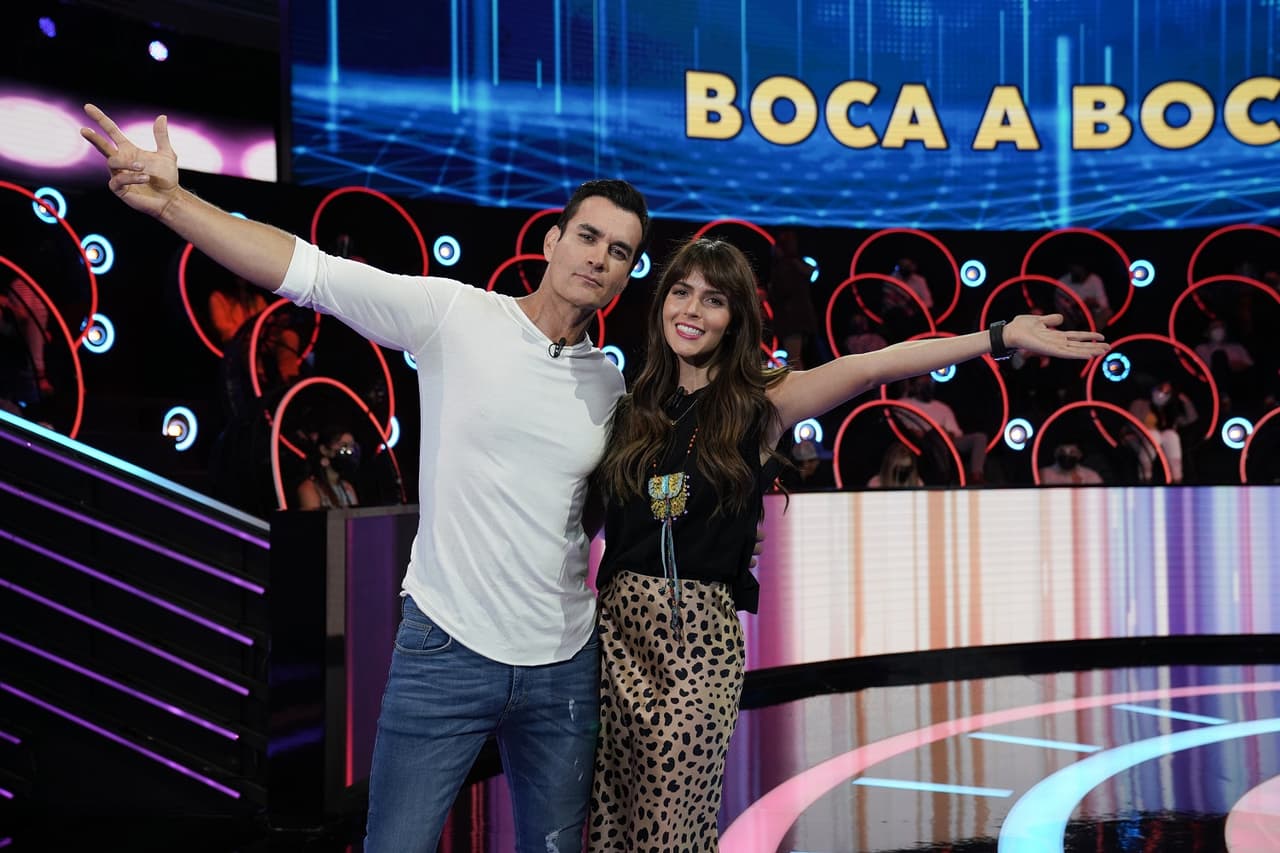 Claudia Álvarez y David Zepeda recaudaron 300 mil pesos para apoyar el tratamiento de Itzu.