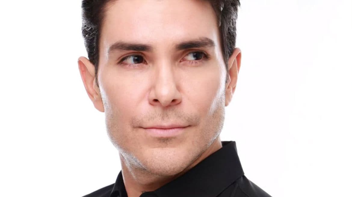 Fallece actor de La Rosa de Guadalupe a los 38 años; se revela la causa de su muerte