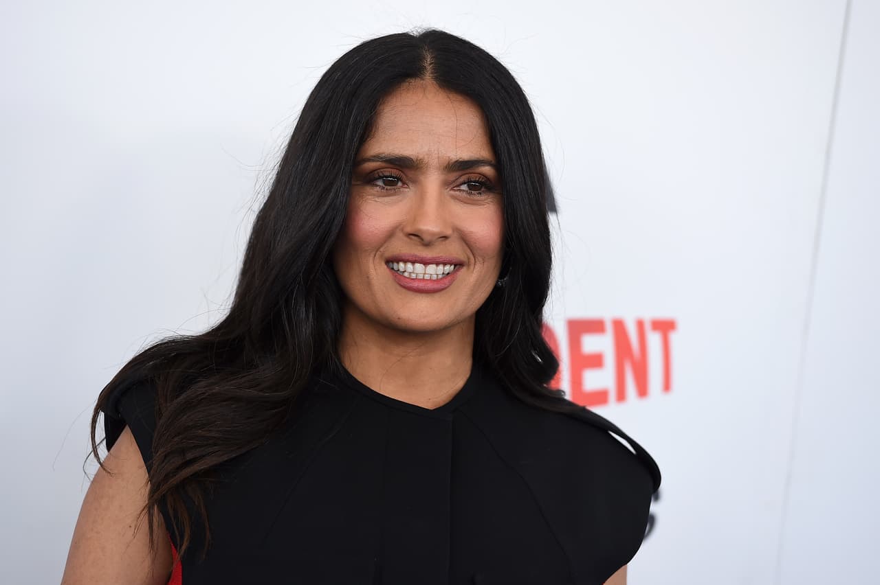 Ante la insistencia de los fans, Salma Hayek aclara que le ha dicho no al bótox