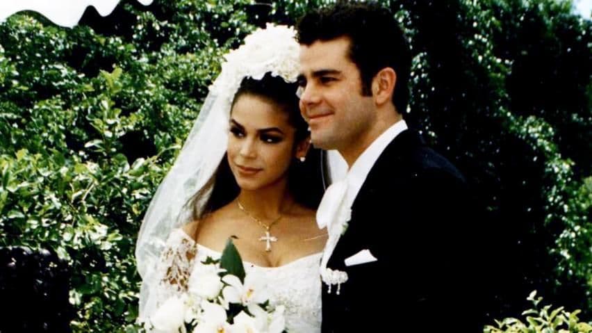 El día más feliz de sus vidas: Bibi se casó con Eduardo Capetillo El 25 de junio de 1994. En el 2019 la pareja celebró su boda de plata.