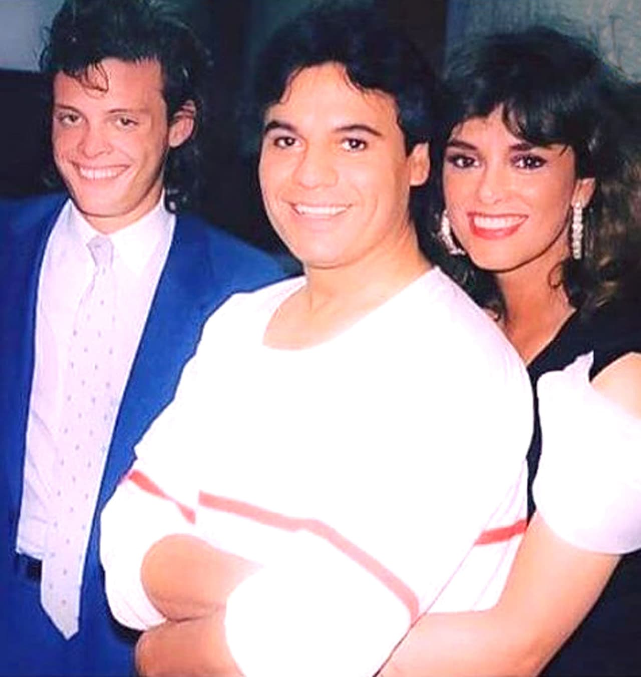 Luis Miguel y Lucía Méndez en compañía de Juan Gabriel