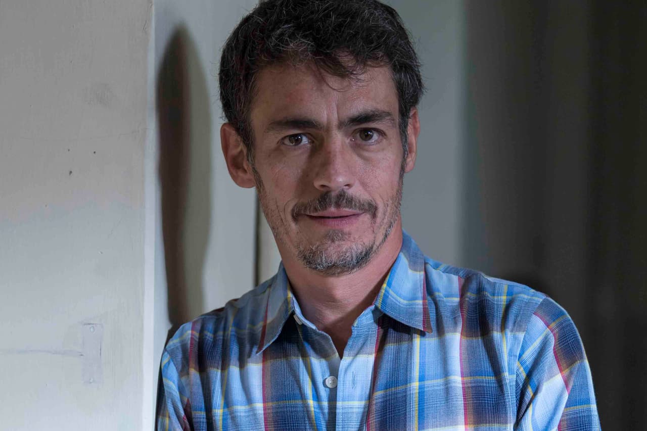 Falsas instituciones son la cuartada perfecta para reclutar donadores. Este fue el caso de Santiago, el cual por ayudar a su hijo con autismo cayó en una trampa.