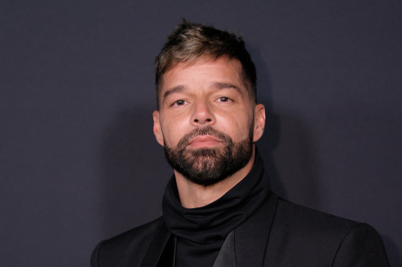 Ricky Martín muestra a su hijo de 14 años ¡y parece gemelo de Justin Bieber!