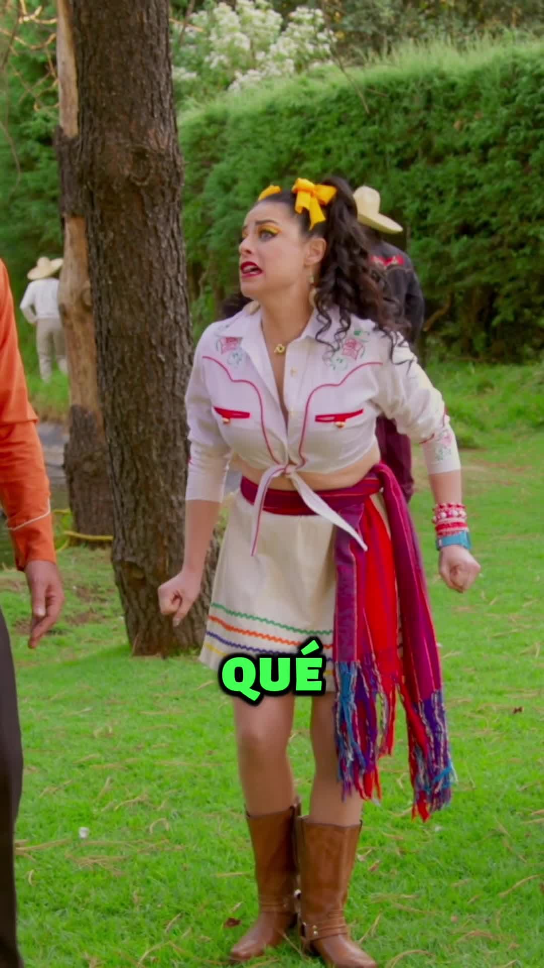 ¡Albertano le pone los cuernos a la Polly y embaraza a la Jarocha!