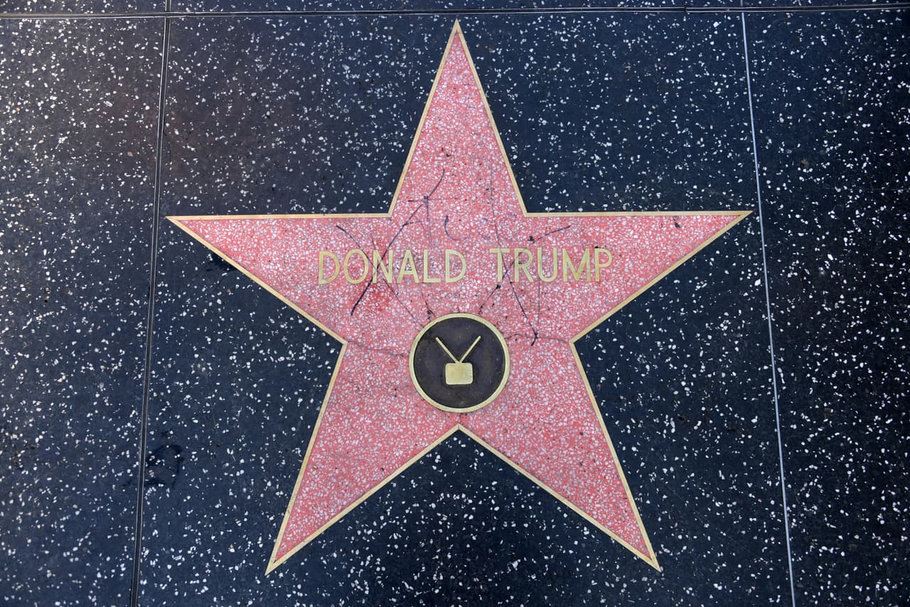 Destruyen completamente la estrella de Trump en el Paseo de la Fama