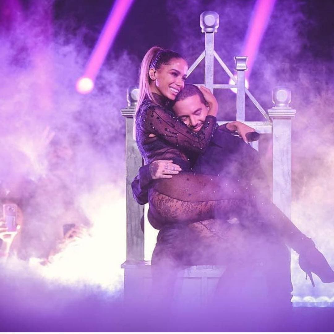 Anitta y J Balvin elevaron la temperatura del escenario