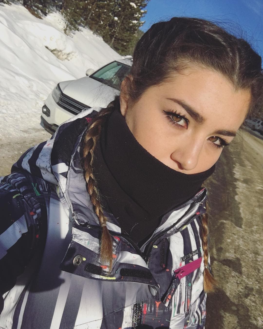 Incluso, hasta tienen gustos parecidos, pues en más de una vez Melenie ha compartido fotos con las características trenzas que Alicia Villarreal solía utilizar en sus inicios musicales.