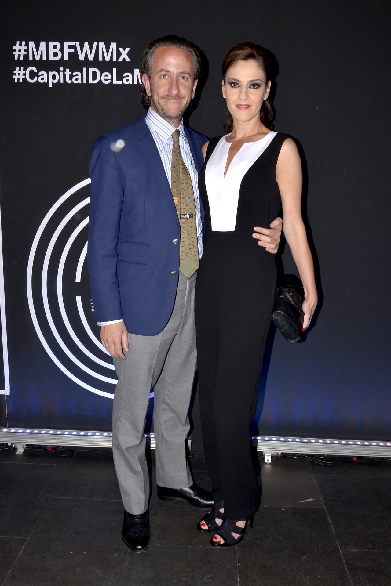 Chantal Andere se burla de la supuesta pelea con su esposo