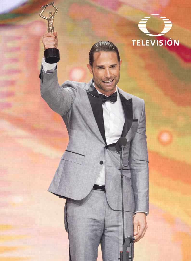 Sebastián Rulli se coronó a mejor actor protagónico.