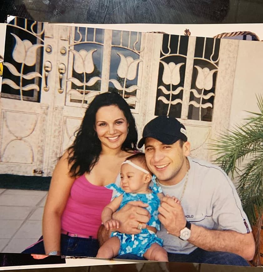 Valentina Elizalde comparte tierna foto junto a su familia