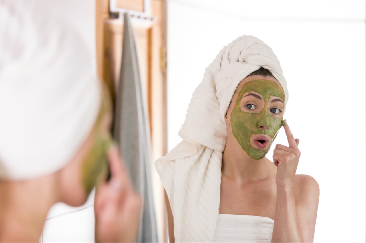¿Manchas en la piel? Elimínalas con mascarilla de perejil