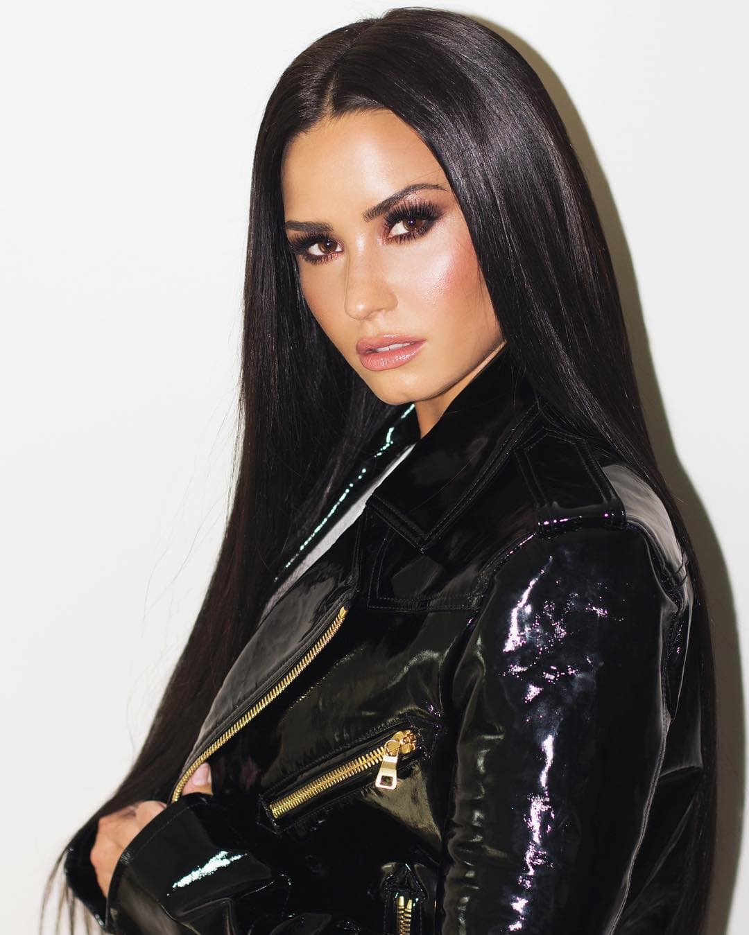 ¿Qué hace Demi Lovato mientras continúa en rehabilitación?