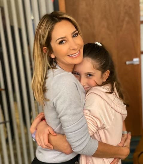 Geraldine Bazán comparte el orgullo de ver el próximo debut de su hija Elissa en el medio artístico
