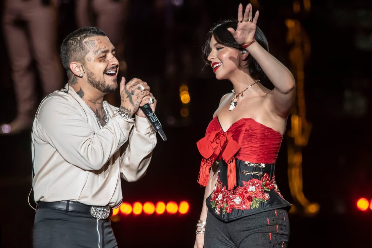 ¡Christian Nodal sí quiere tener hijos con Ángela Aguilar! Esto dijo a pocos meses de su aniversario de bodas