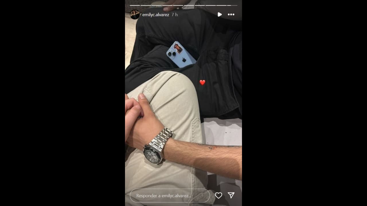 Hija de 'Canelo' Álvarez presume su noviazgo con famoso cantante