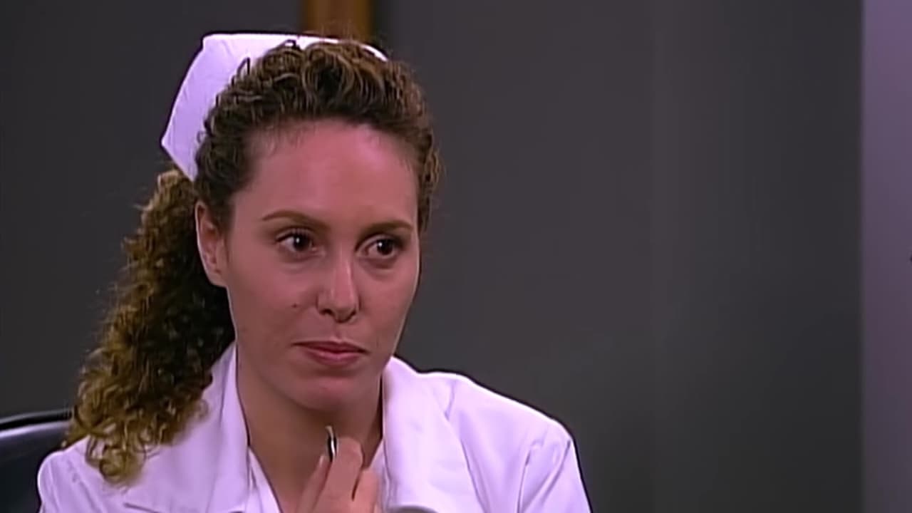 Azela Robinson se integra a 'La Usurpadora'... ¿como una enfermera malvada?