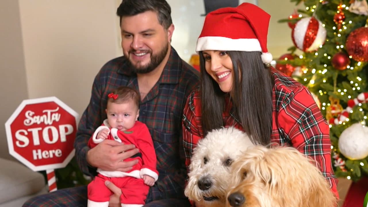 ¡Postal navideña! Así prepararon Paul Stanley y Joely a su hija para vivir su primera Navidad