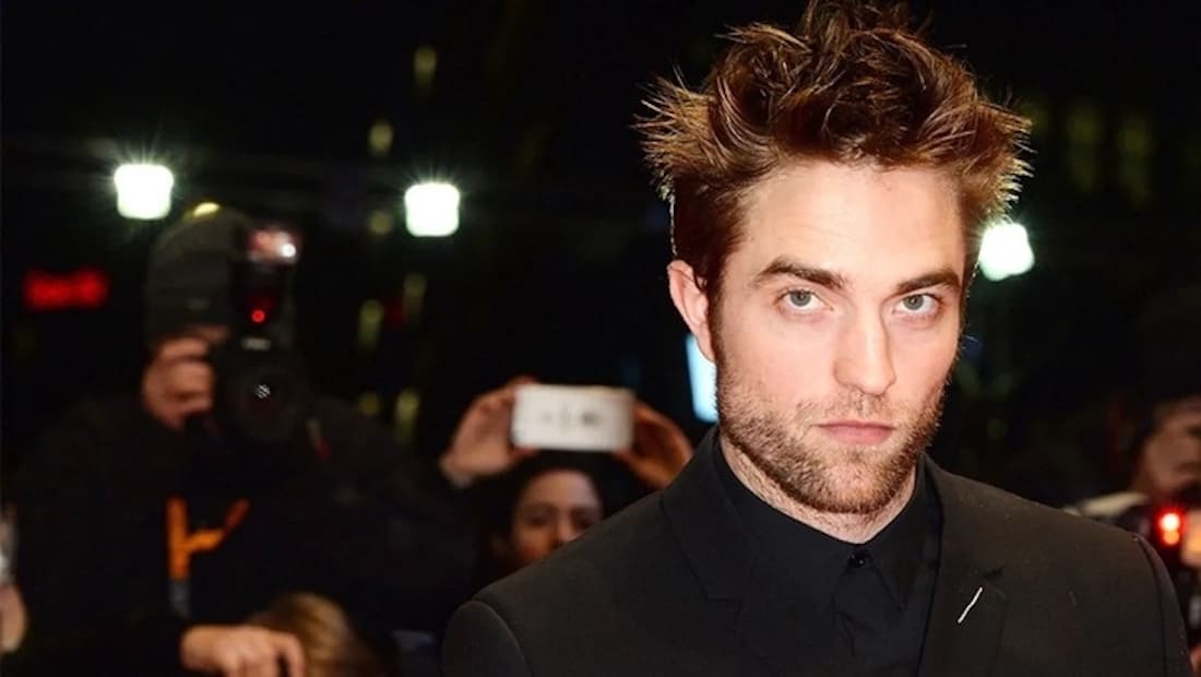 Robert Pattinson es nombrado 'el hombre más bello' e Internet tiene opiniones dividas