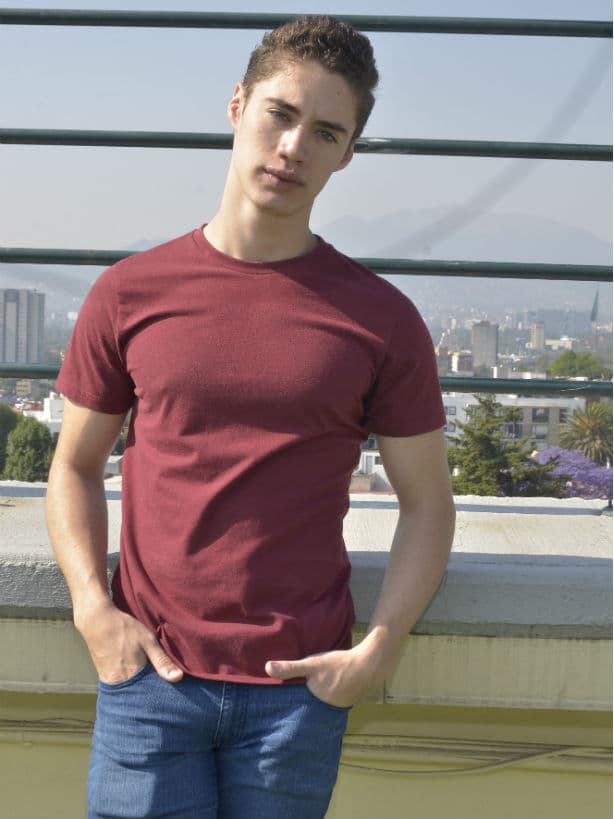 Eduardo Barquín dará vida a Kevin, un joven que esconde muchos secretos.