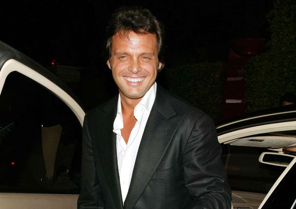 Luis Miguel se reencuentra con guapa exnovia
