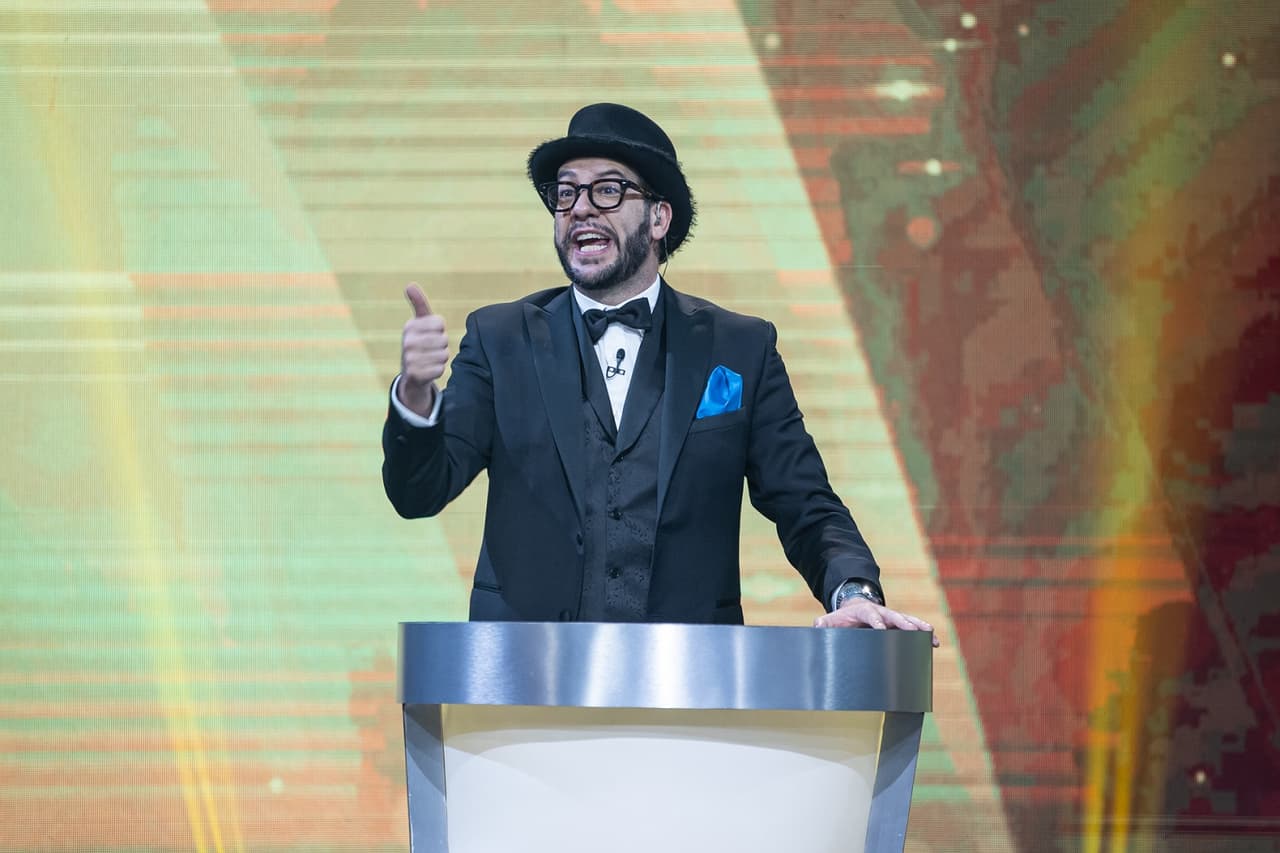 Me Caigo de Risa Gala Disfuncional lidera el rating de la programación dominical en Las Estrellas