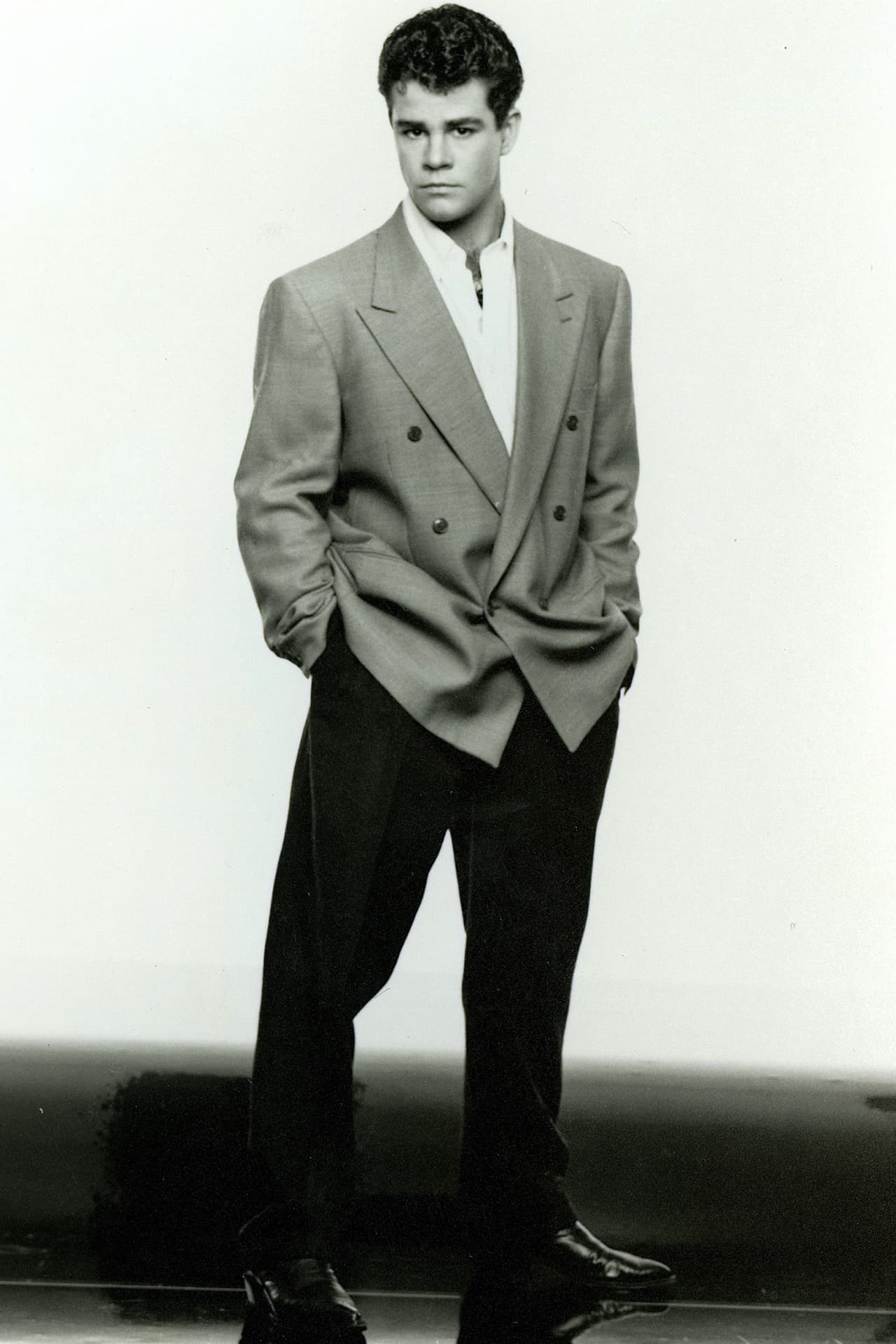 El actor y cantante hizo su debut en las telenovelas en 1989 en ‘Morir para vivir’, protagonizada por Susana Dosamantes y en la que dio vida a ‘Víctor’.