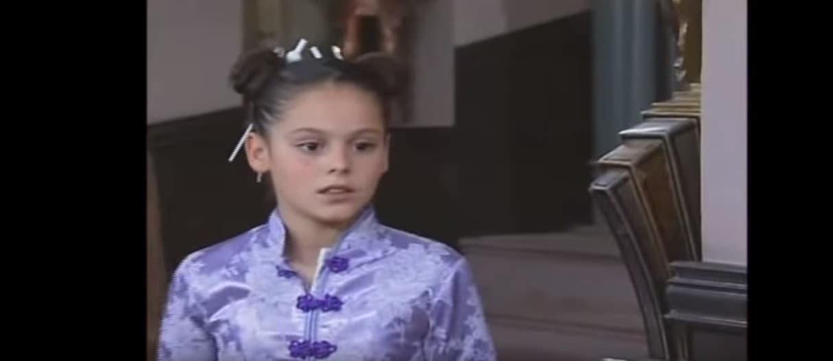 Su primera gran oportunidad llegó en la telenovela ‘Alegrijes y rebujos’ en 2003, donde dio vida a una de las villanas de la historia: ‘Allisson’.