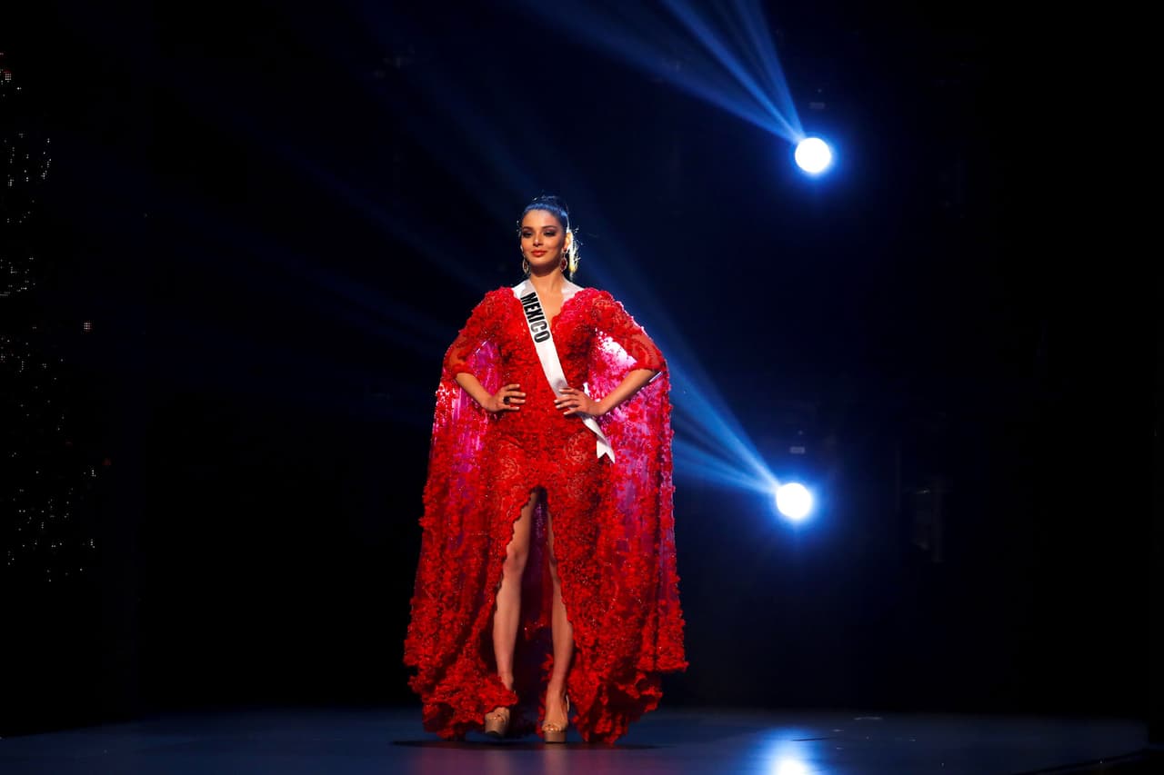 Andrea Toscano representa a México en Miss Universo 2018