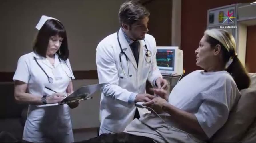 Capítulo 9: Amparo finge ponerse mal de salud