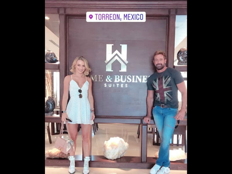 La pareja viajó a Torreón para una función de box