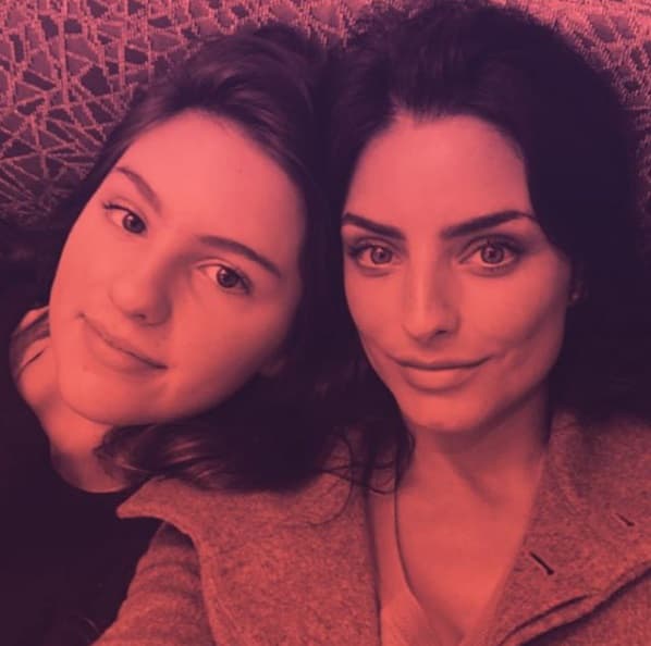 Aislinn Derbez se convirtió en una amiga para Lorenza, la hija de su esposo Mauricio Ochmann.
